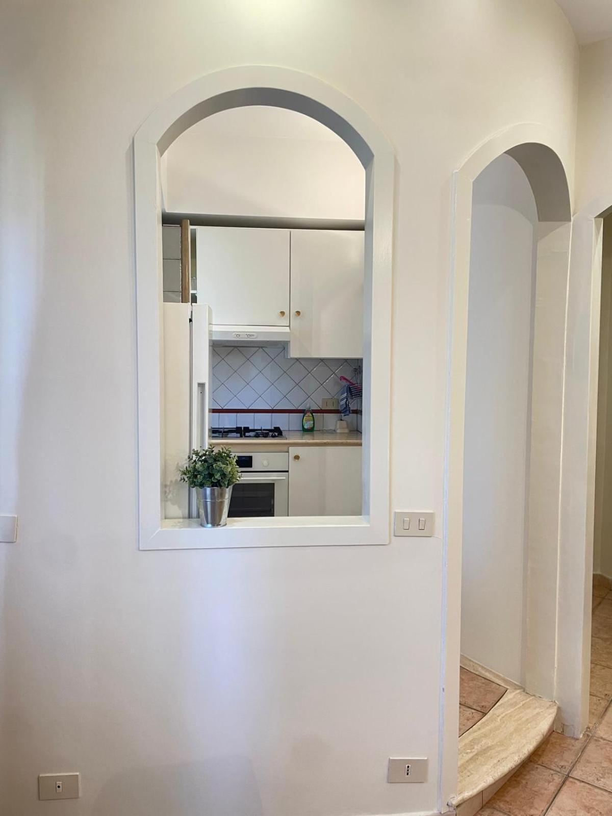 Elegance In Comfort And Style Appartamento